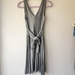 NWT - Vintage Ann Taylor Loft V Neck Sleeveless Dress | Tie Back Waist | Size S